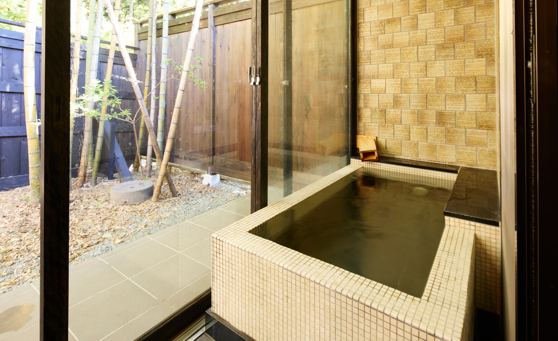 デラックス和室の写真6